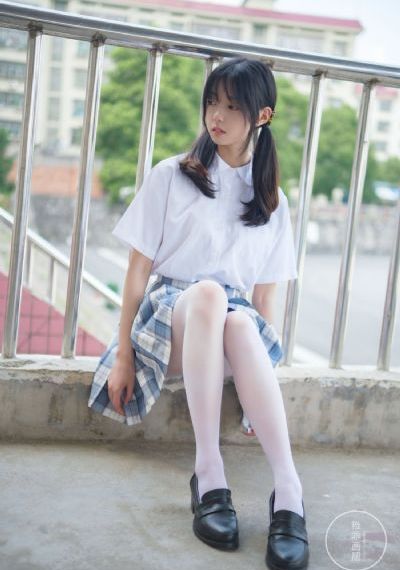 《在异世界迷宫开后宫》
