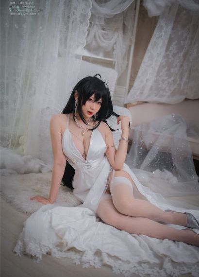 欧洲美女与动交zoz0z喝奶水